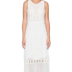 Willow & Clay White Lace Midi Dress